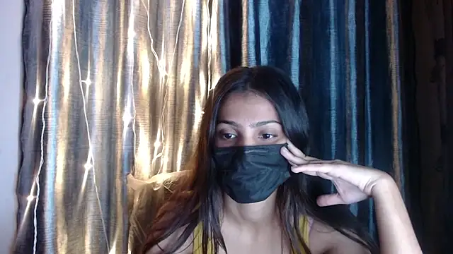 Snapshot of _kamyaa09 chatting on 11-07-25, 09:42 kamyaa09 online show from 11-07-25, 09:42