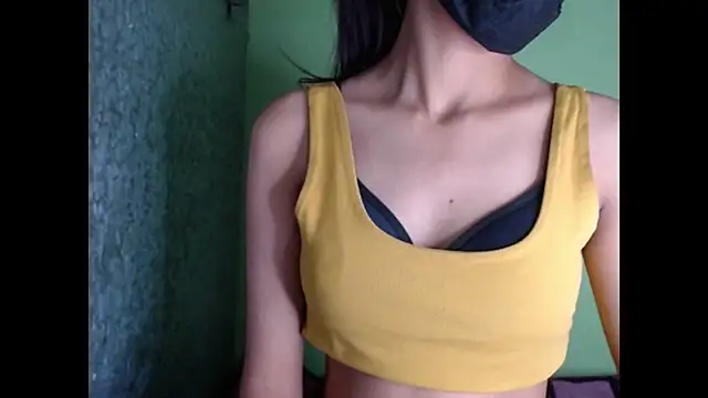 Snapshot of _kamyaa09 chatting on 11-09-25, 05:55 kamyaa09 online show from 11-09-25, 05:55