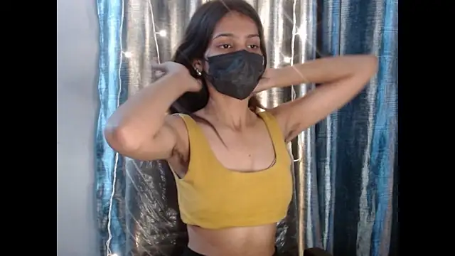 Snapshot of _kamyaa09 chatting on 11-13-25, 11:20 kamyaa09 online show from 11-13-25, 11:20