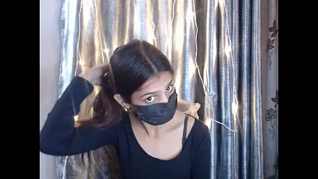 Snapshot of _kamyaa09 chatting on 11-15-25, 05:38 kamyaa09 online show from 11-15-25, 05:38