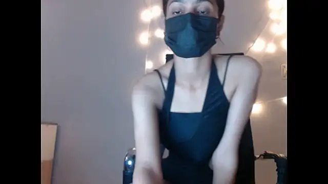 Snapshot of _kamyaa09 chatting on 11-24-25, 08:58 kamyaa09 online show from 11-24-25, 08:58