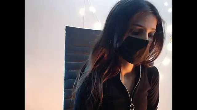 Snapshot of _kamyaa09 chatting on 12-03-25, 01:46 kamyaa09 online show from 12-03-25, 01:46