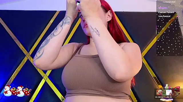 Snapshot of EmmaaCastro chatting on 01-13-26, 12:10 EmmaaCastro online show from 01-13-26, 12:10