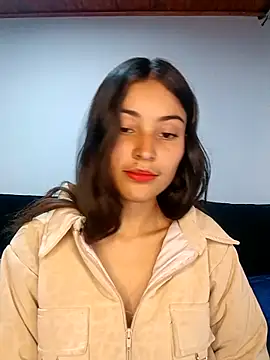 Snapshot of hotwife26 chatting on 02-07-26, 09:02 hotwife26 online show from 02-07-26, 09:02