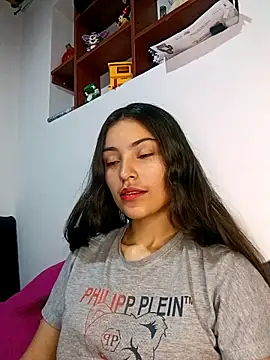 Snapshot of hotwife26 chatting on 02-15-26, 12:07 hotwife26 online show from 02-15-26, 12:07