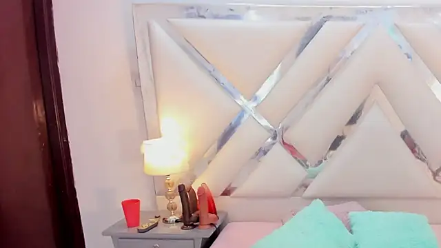 Snapshot of belkilima chatting on 10-24-25, 05:04 belkilima online show from 10-24-25, 05:04