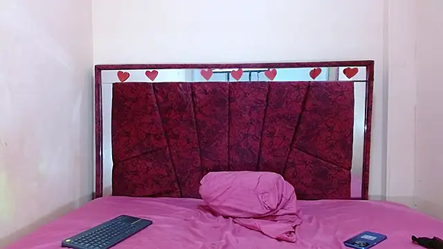 Snapshot of aiiram_hard_sex chatting on 11-14-25, 01:26 aiiram hard sex online show from 11-14-25, 01:26