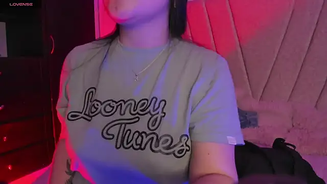 Snapshot of Fia__ chatting on 09-22-25, 01:51 Fia   online show from 09-22-25, 01:51