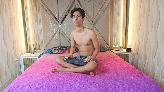 Couplex xxx online show from 07-05-26, 07:04