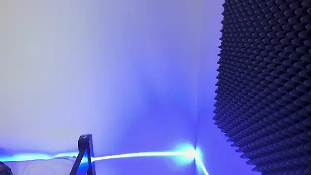 Ellope  online show from 10-07-25, 03:36