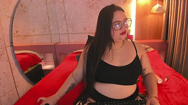 Snapshot of Lushi_Love chatting on 02-07-26, 01:09 Lushi Love online show from 02-07-26, 01:09