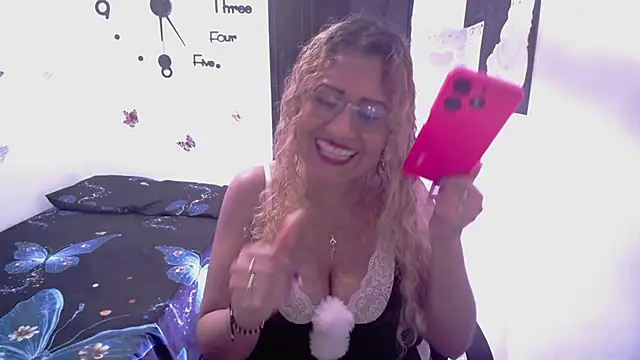 Skarleth Diaz online show from 03-05-26, 04:08