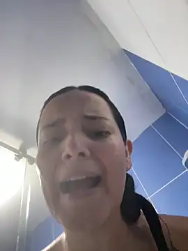 Mia jhoonson online show from 03-25-26, 09:21