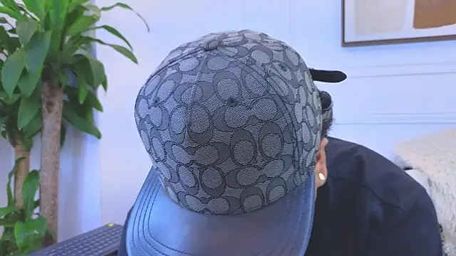 Snapshot of Naim_Bennetsex chatting on 02-24-26, 02:42 Naim Bennetsex online show from 02-24-26, 02:42