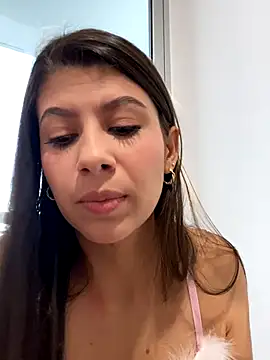 Lenapink19 online show from 10-31-25, 09:49