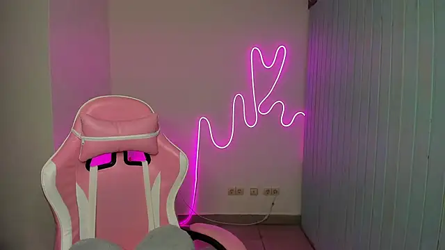 Elieiza xo online show from 10-16-25, 08:48