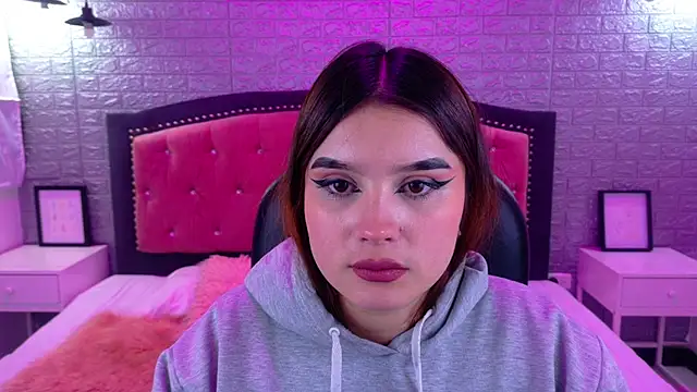 Natalie loffreda online show from 10-13-25, 07:47