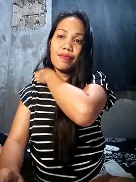 sweet bunnie online show from 12-20-25, 06:04