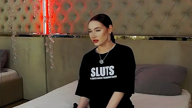 RoxyDoll  online show from 10-15-25, 05:13