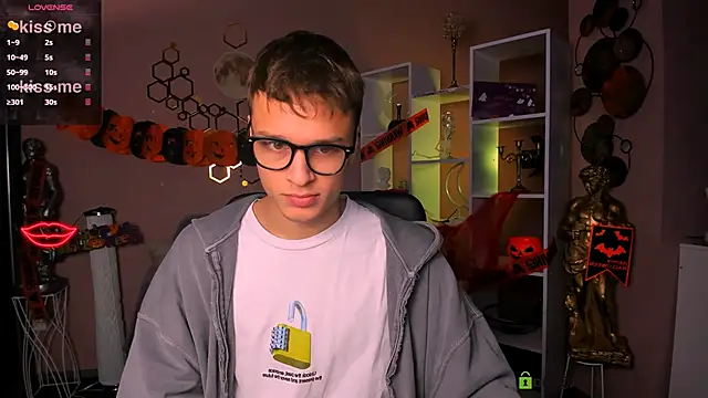 Snapshot of sam_nexor chatting on 10-25-25, 07:30 sam nexor online show from 10-25-25, 07:30