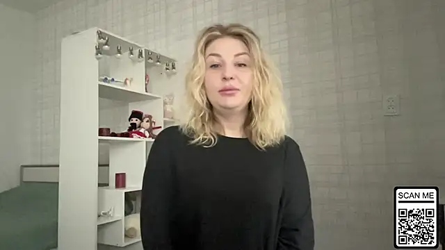 Snapshot of Blondie_xoxoxo chatting on 02-02-26, 06:56 Blondie xoxoxo online show from 02-02-26, 06:56