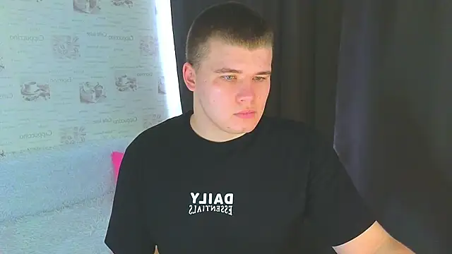 kittenmurr online show from 09-18-25, 04:25