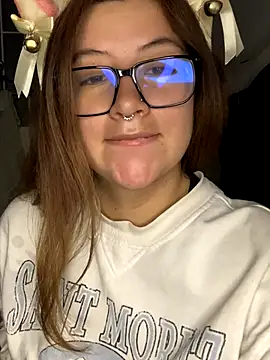 Blair Bunnyy online show from 10-20-25, 05:30