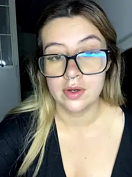 Blair Bunnyy online show from 11-14-25, 04:44