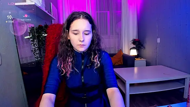 Snapshot of uco_mon chatting on 09-20-25, 03:35 uco mon online show from 09-20-25, 03:35