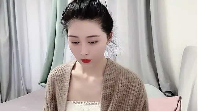 Snapshot of Ianxuan chatting on 09-18-25, 07:10 Ianxuan online show from 09-18-25, 07:10