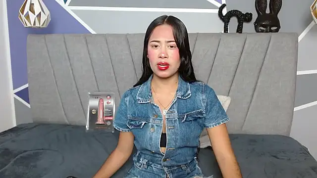 Snapshot of NatiHoran chatting on 02-10-26, 09:52 NatiHoran online show from 02-10-26, 09:52