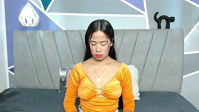 Snapshot of NatiHoran chatting on 02-28-26, 11:06 NatiHoran online show from 02-28-26, 11:06