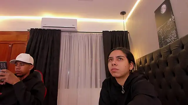 violet and myers online show from 11-29-25, 11:24