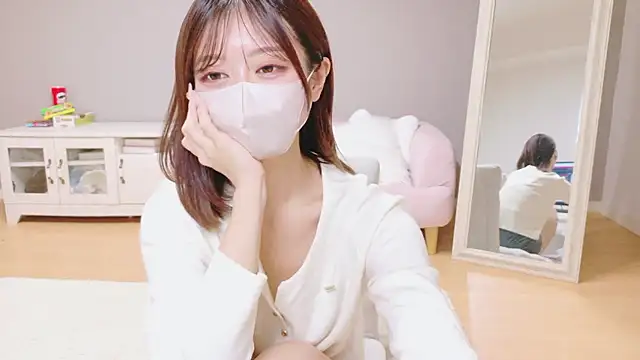 Yuna-ch online show from 12-03-25, 03:32