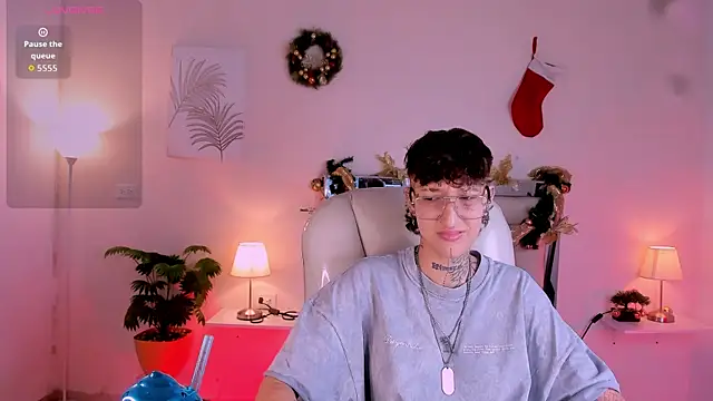 Luci Rose online show from 12-04-25, 03:38