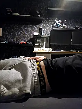 Trekkerboi online show from 11-03-25, 09:16