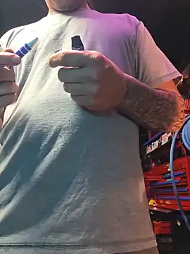 twistafatpipe online show from 10-11-25, 07:29