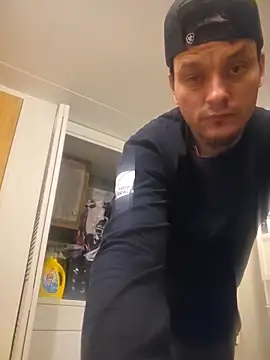 twistafatpipe online show from 02-06-26, 01:10