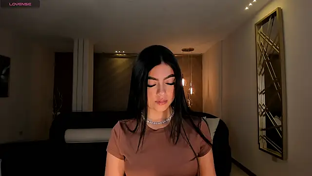Snapshot of NataliaGaret chatting on 09-30-25, 03:11 NataliaGaret online show from 09-30-25, 03:11