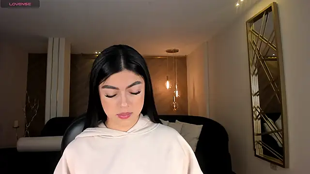 Snapshot of NataliaGaret chatting on 10-23-25, 02:11 NataliaGaret online show from 10-23-25, 02:11