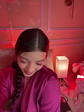 AriaHeavenss online show from 12-18-25, 02:17