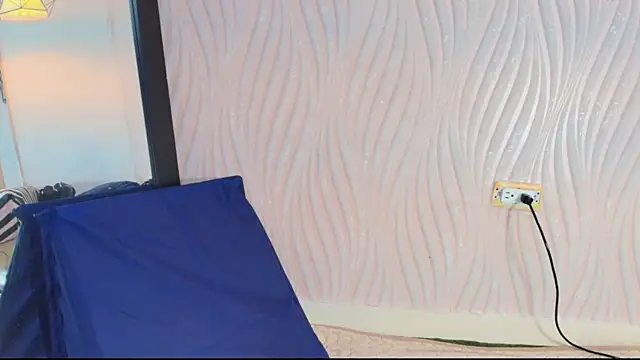 Vero Temptation online show from 12-19-25, 12:12