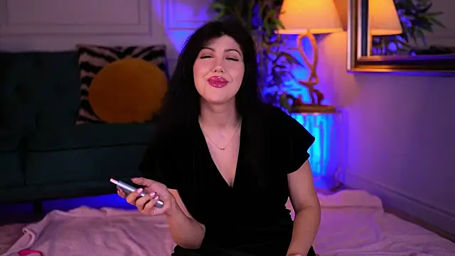 Snapshot of AlenaCapricious chatting on 11-14-25, 06:06 AlenaCapricious online show from 11-14-25, 06:06