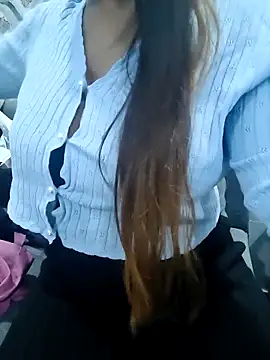 siya00 online show from 11-26-25, 07:37