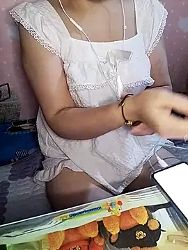 Snapshot of Kuncute chatting on 09-13-25, 04:23 Kuncute online show from 09-13-25, 04:23