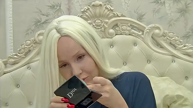 EllieFrosty  online show from 09-15-25, 07:25