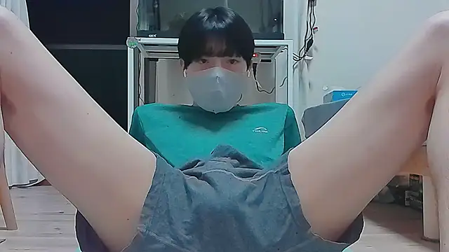 saitama0038 online show from 10-02-25, 03:52