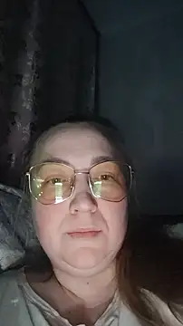 Snapshot of Kiss_Eva chatting on 12-14-24, 09:35 Kiss Eva online show from 12-14-24, 09:35