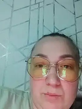 Snapshot of Kiss_Eva chatting on 12-24-24, 06:17 Kiss Eva online show from 12-24-24, 06:17