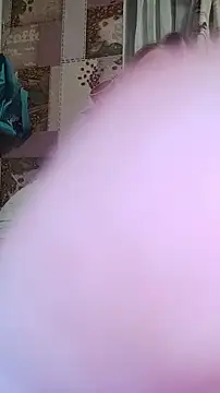 Snapshot of Kiss_Eva chatting on 12-26-24, 04:14 Kiss Eva online show from 12-26-24, 04:14